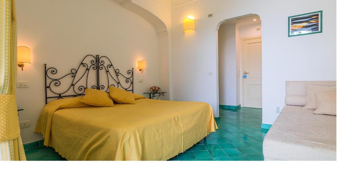 Bacio Del Sole B&B Positano Buitenkant foto