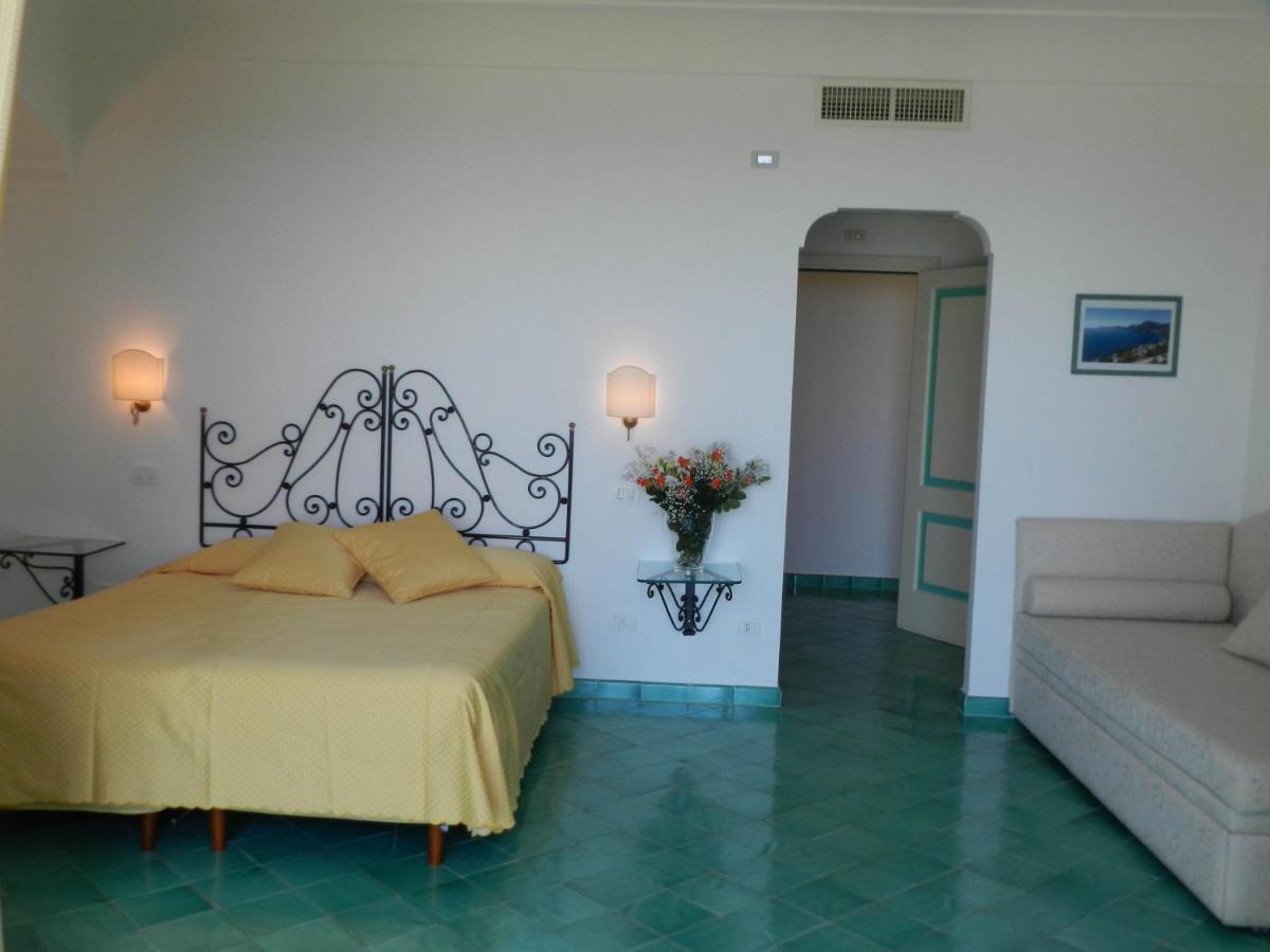 Bacio Del Sole B&B Positano Buitenkant foto