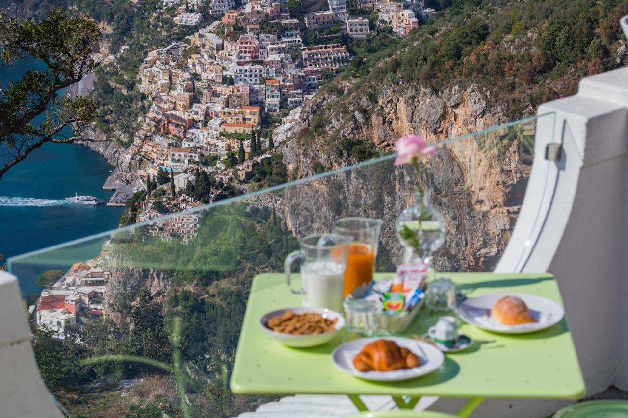 Bacio Del Sole B&B Positano Buitenkant foto